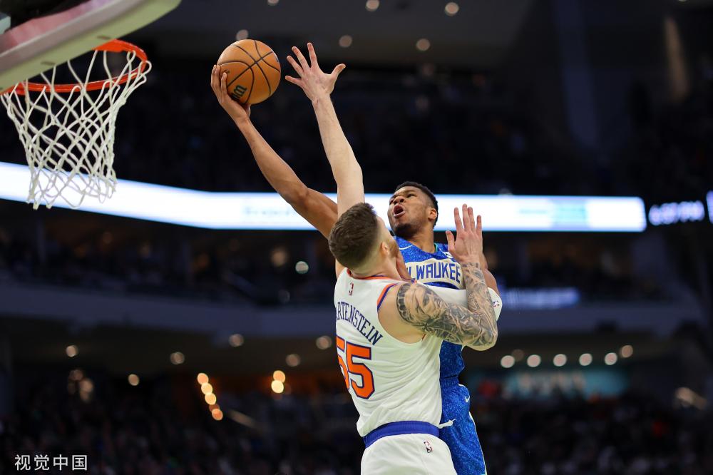 在足球比赛 在足球比赛