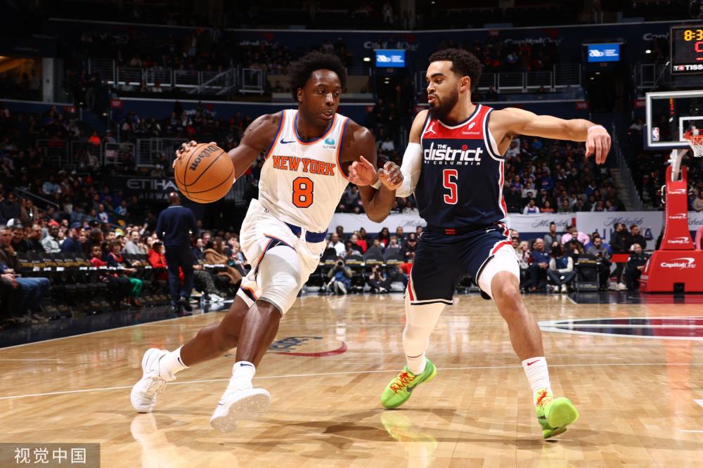 轻球员的出 轻球员的出